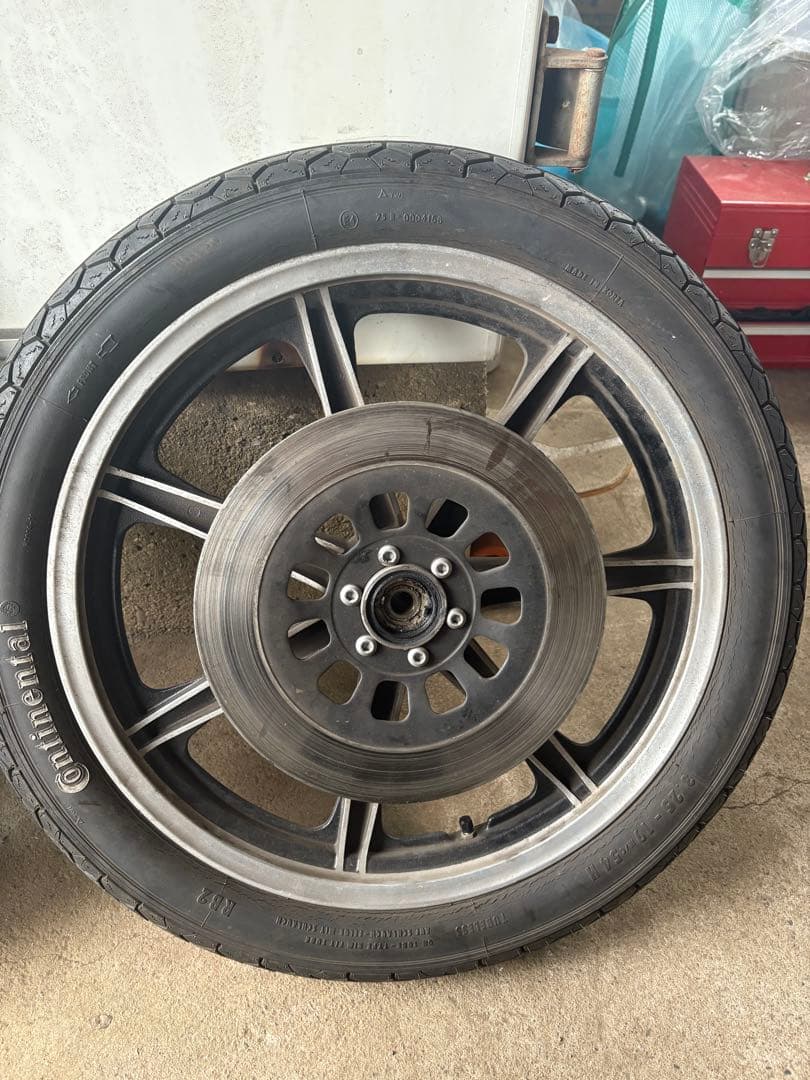 sr400 2H6 キャストホイール前後　F19. R18