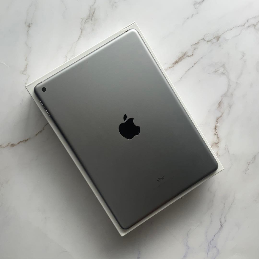 【美品】Apple iPad 第6世代 Wi-Fi 32GB