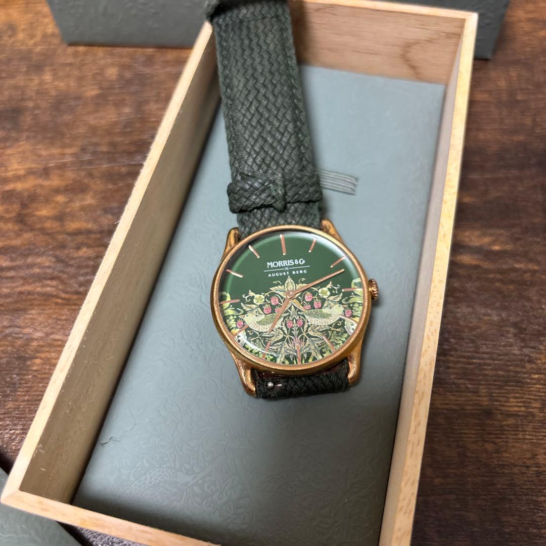 August Berg x Morris & Co. Fennel いちご泥棒