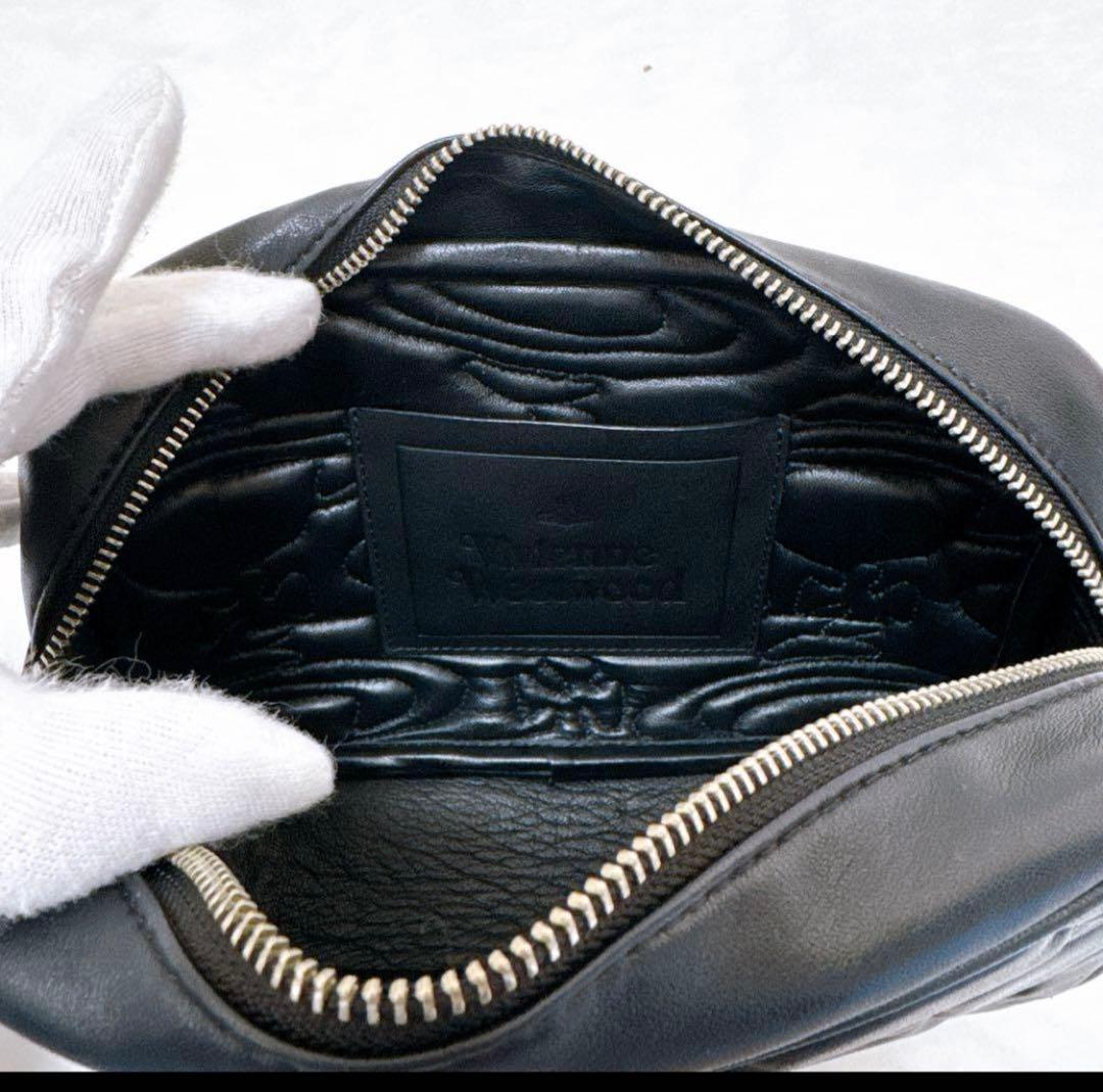 Vivienne Westwood ブラックボディバッグ カメラバッグ