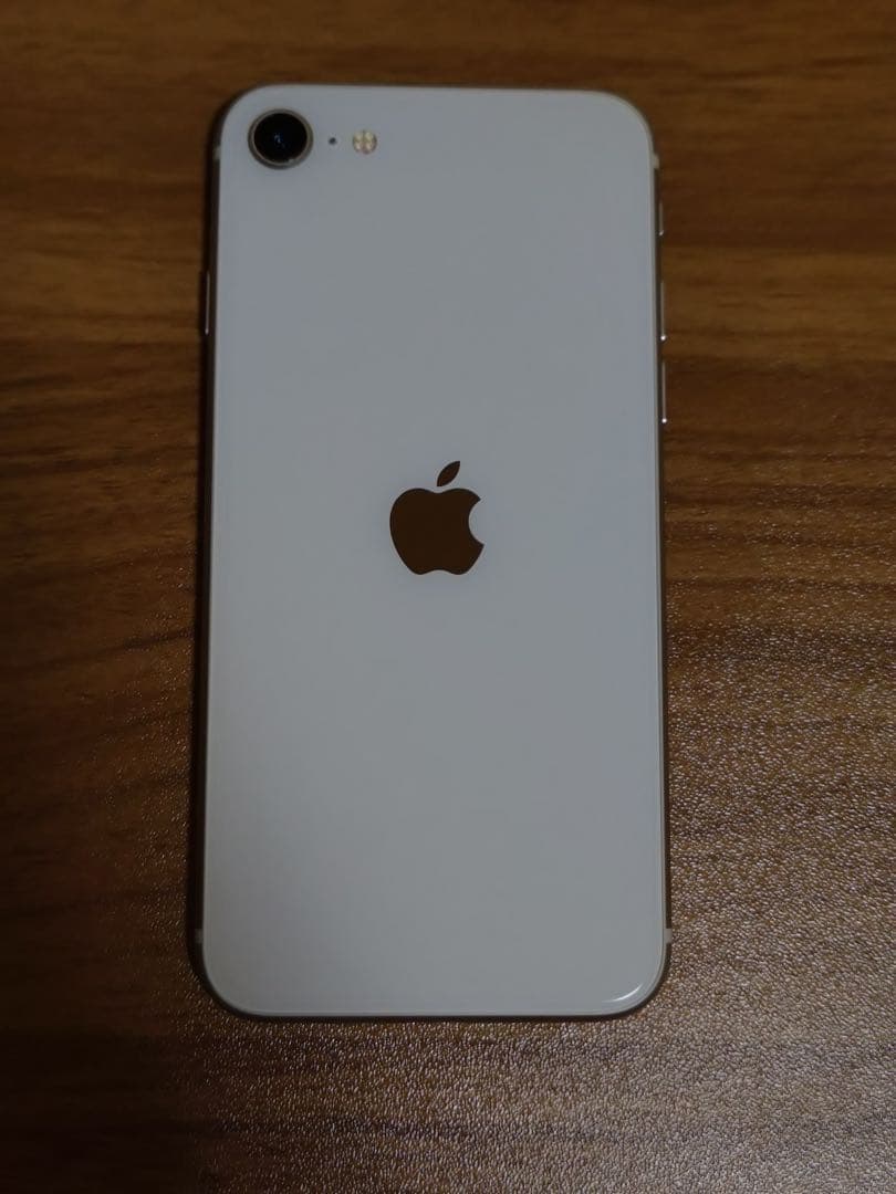 Apple版iPhoneSE第3世代128GB SIMフリー バッテリー100%