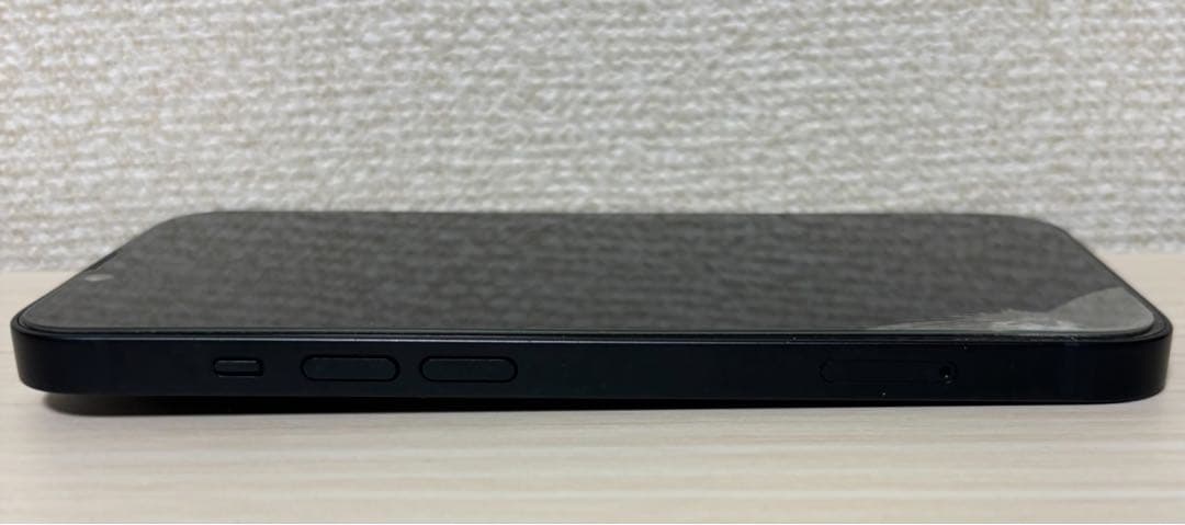 iPhone 14 128GB 画面ひび割れ