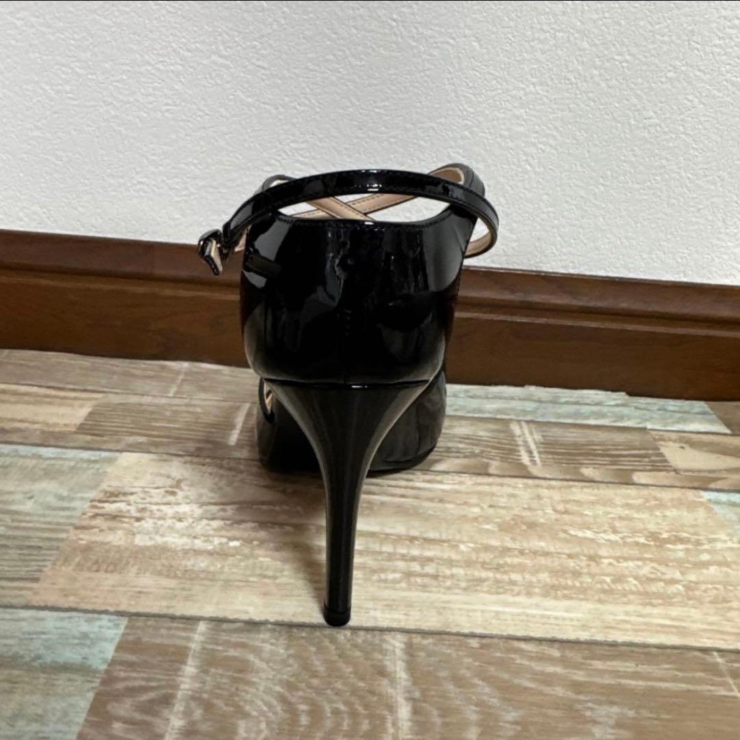 DIANA ブラック ストラップサンダル 高ヒール