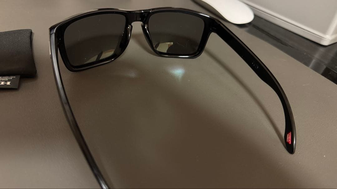 オークリー ホルブルック XL タレックス 偏光レンズ入り