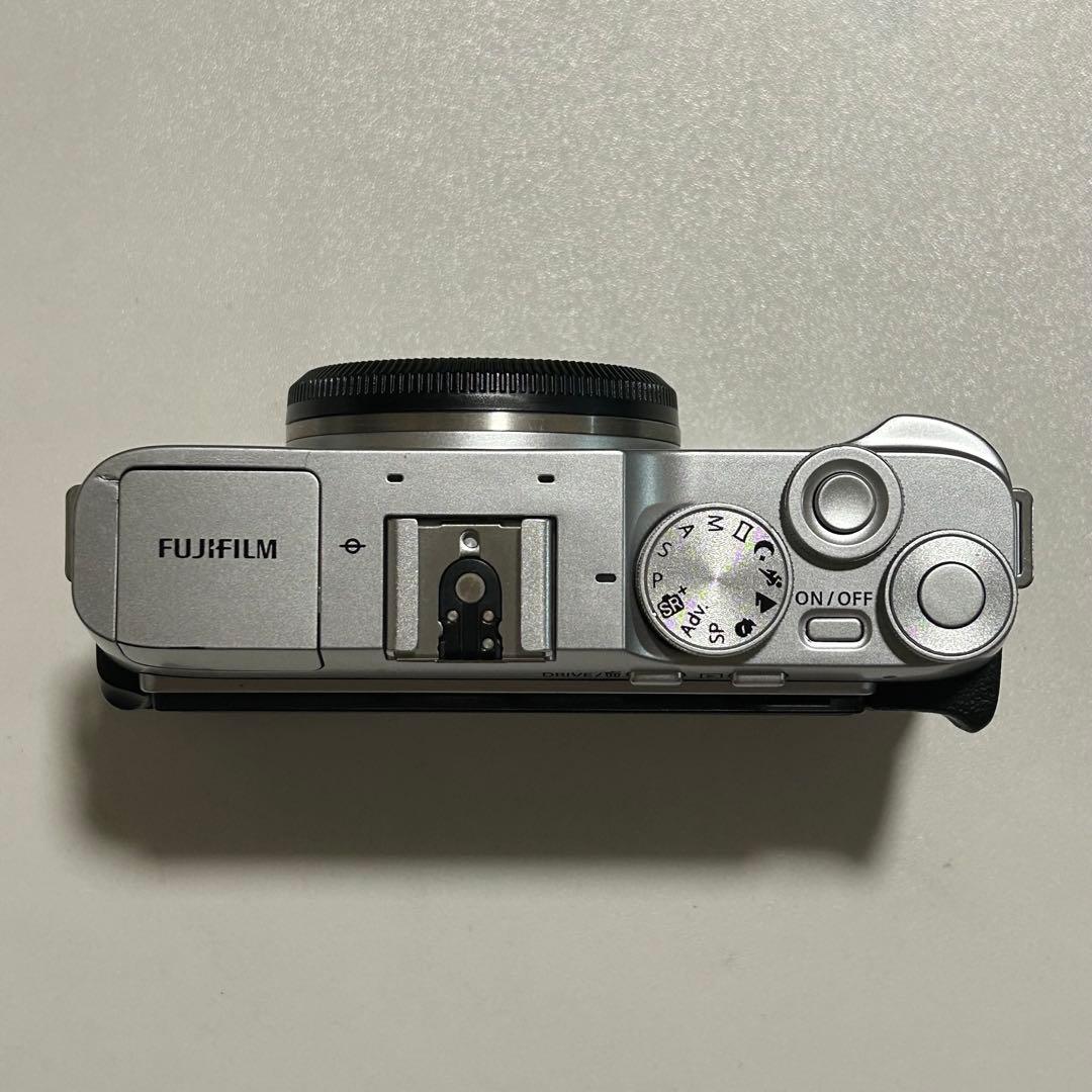 FUJIFILM X-A7 レンズ2本セット15-45mm＋25mm(新品)