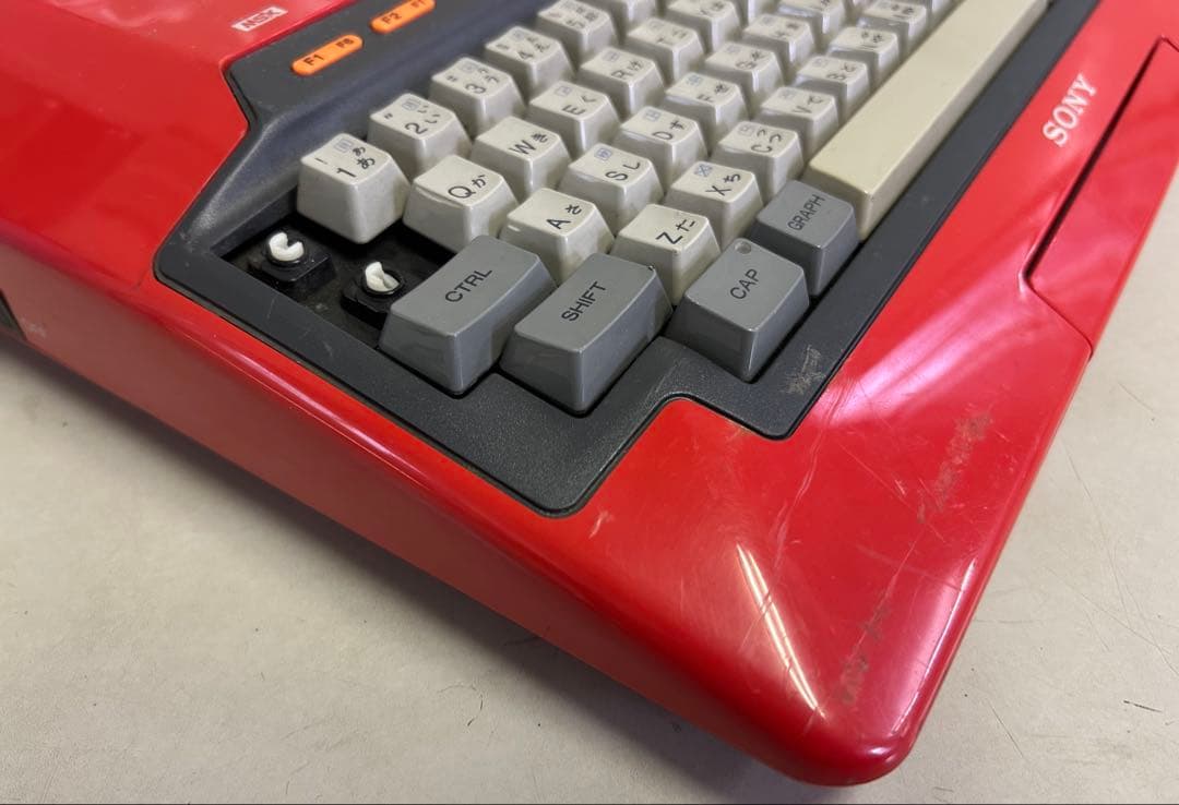 SONY MSX HB-101 本体 赤 電源未確認 ジャンク