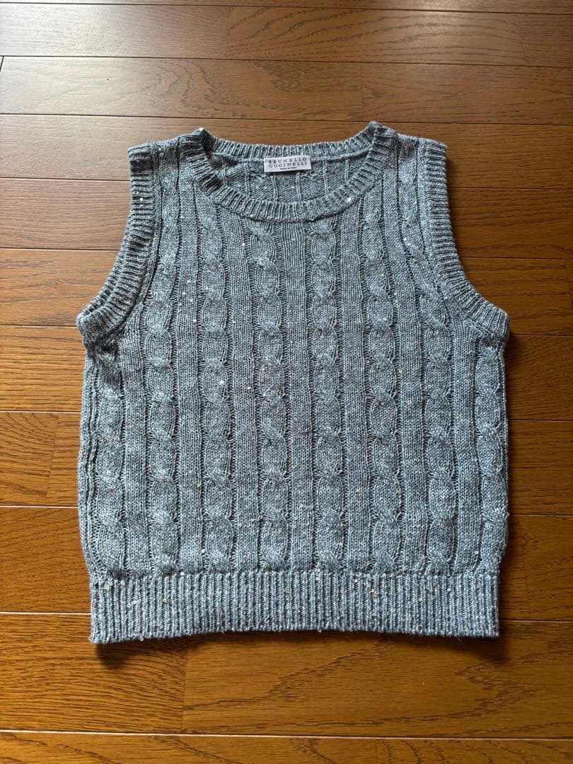 ブルネロクチネリ ブルーグレー　スパンコールいっぱいベスト　Sサイズ
