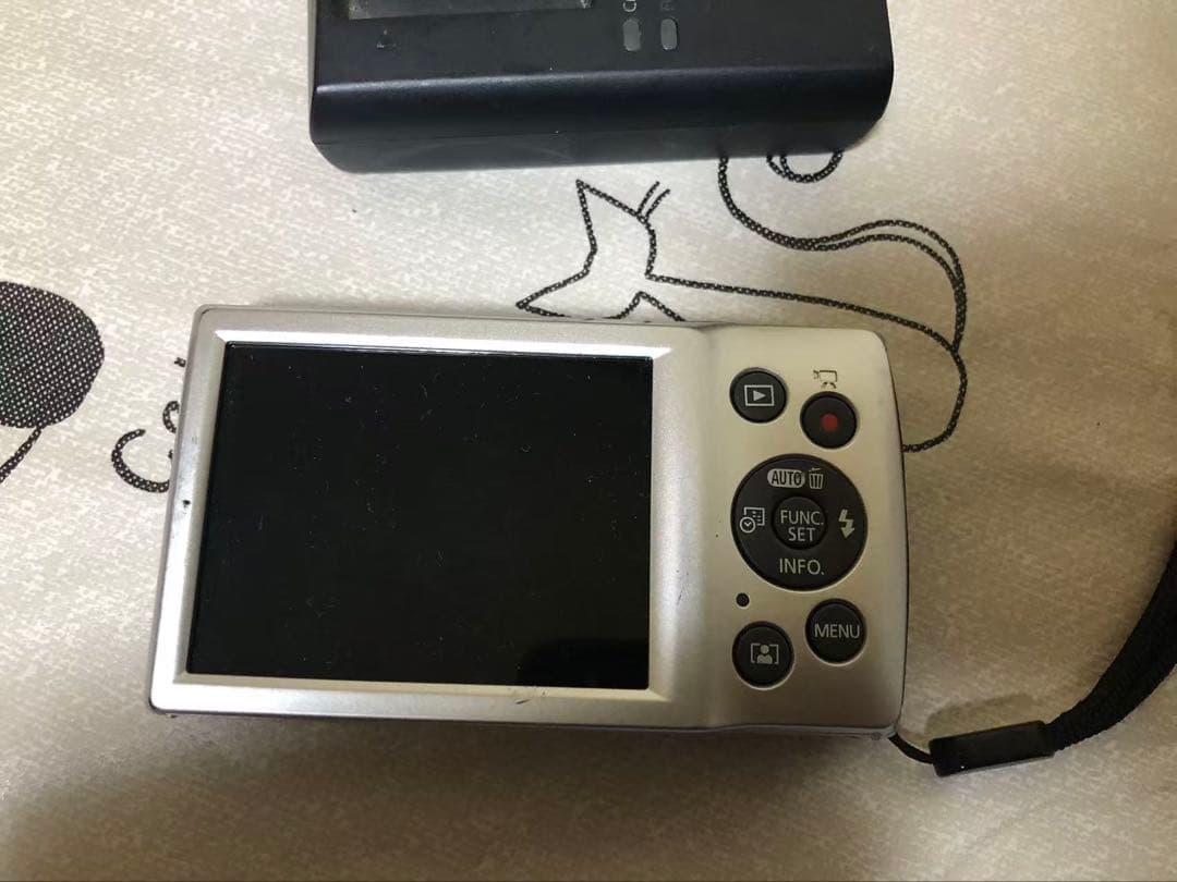 Canon IXY 200シルバー コンパクトデジタルカメラ