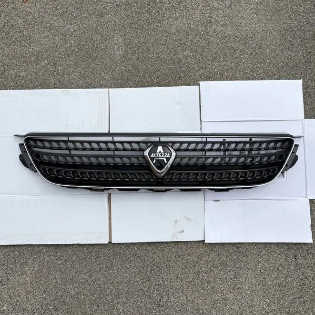 アルテッツァ フロントグリル