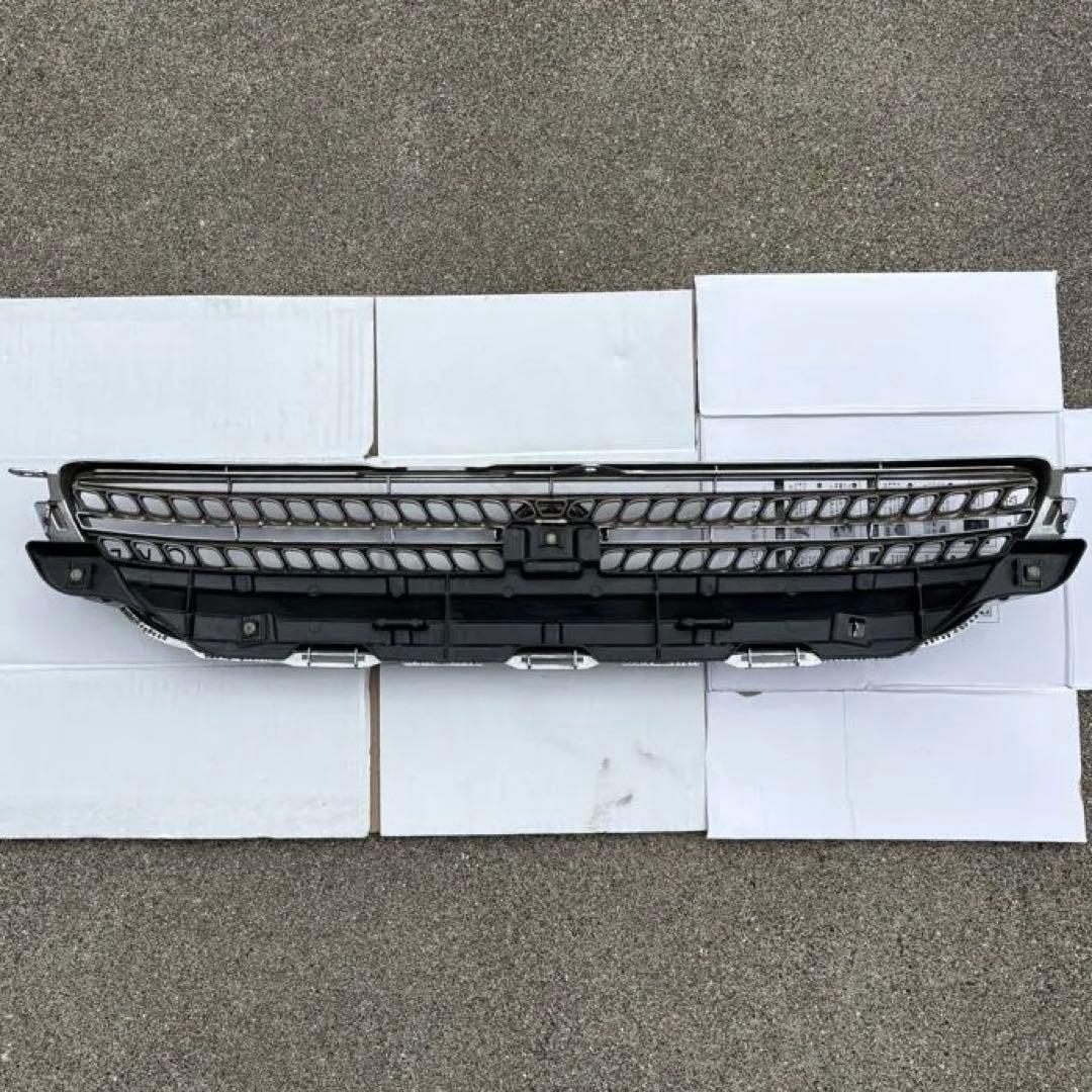 アルテッツァ フロントグリル