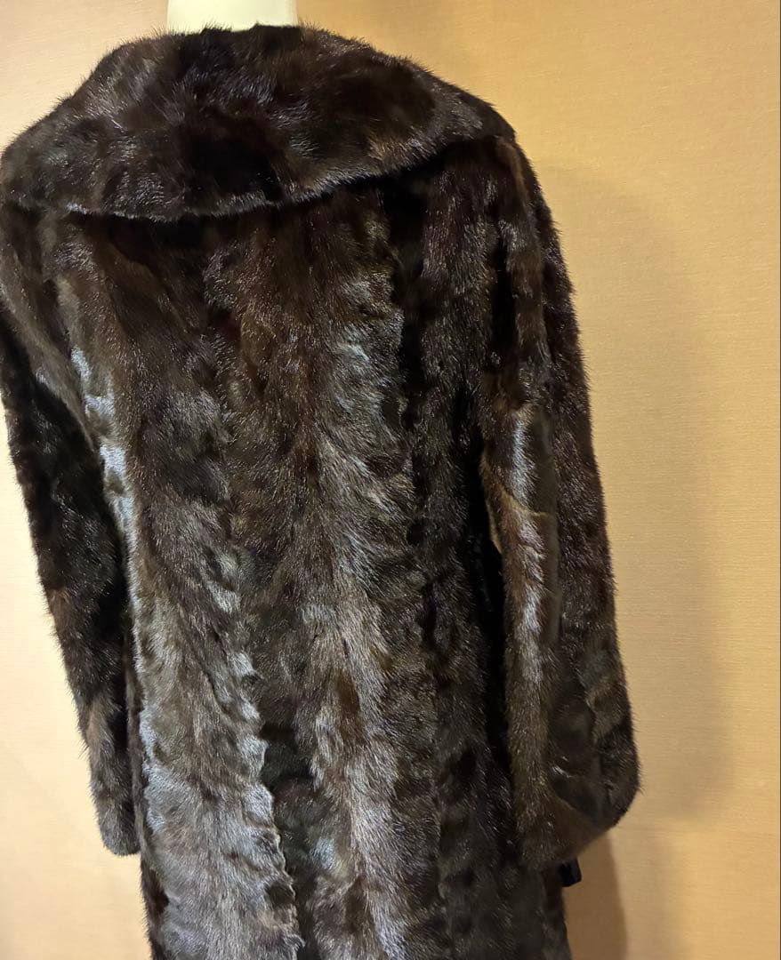 EagleFurs 本毛皮マキシ丈コート リアルファー　総レース裏地 ミンク調