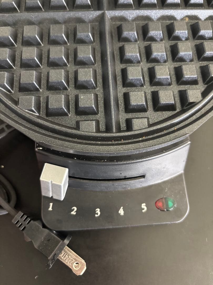 【美品】クイジナート ワッフルメーカー 4枚焼 丸型 BPAフリー