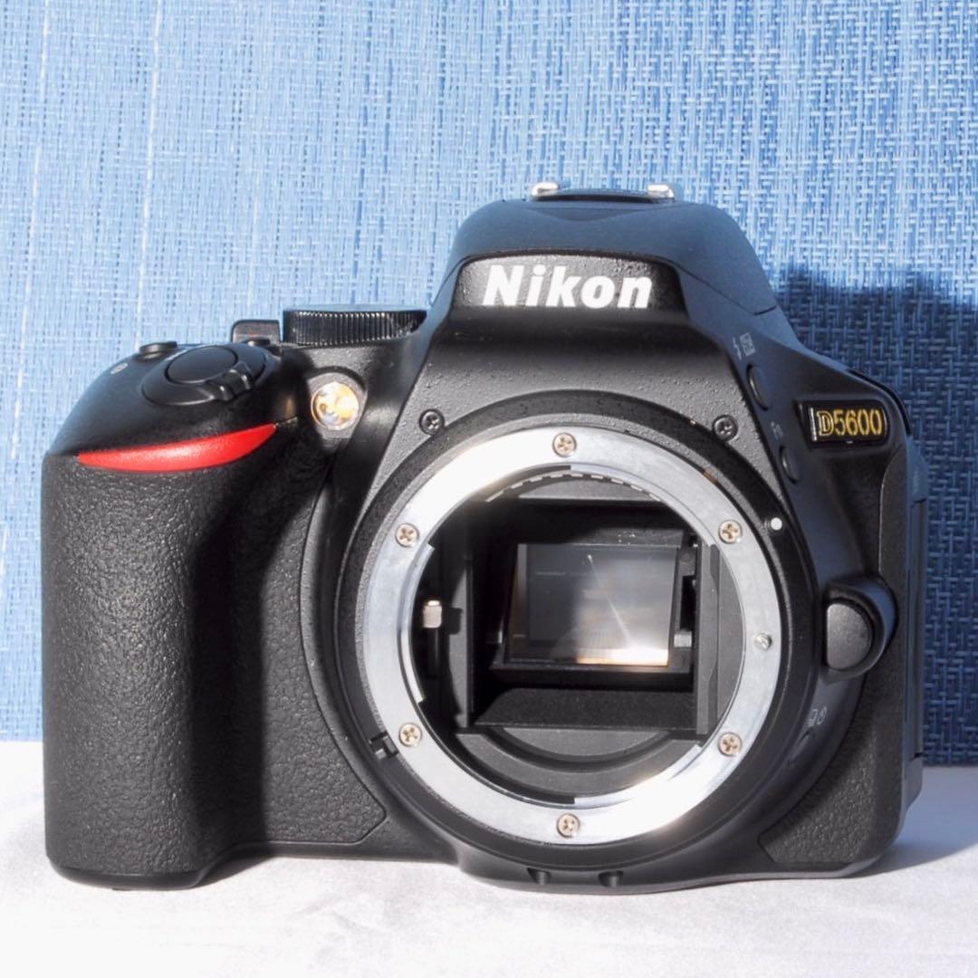 ✨大人気　WiFiモデル✨Nikon D5600　スマホ転送　超高画質✨