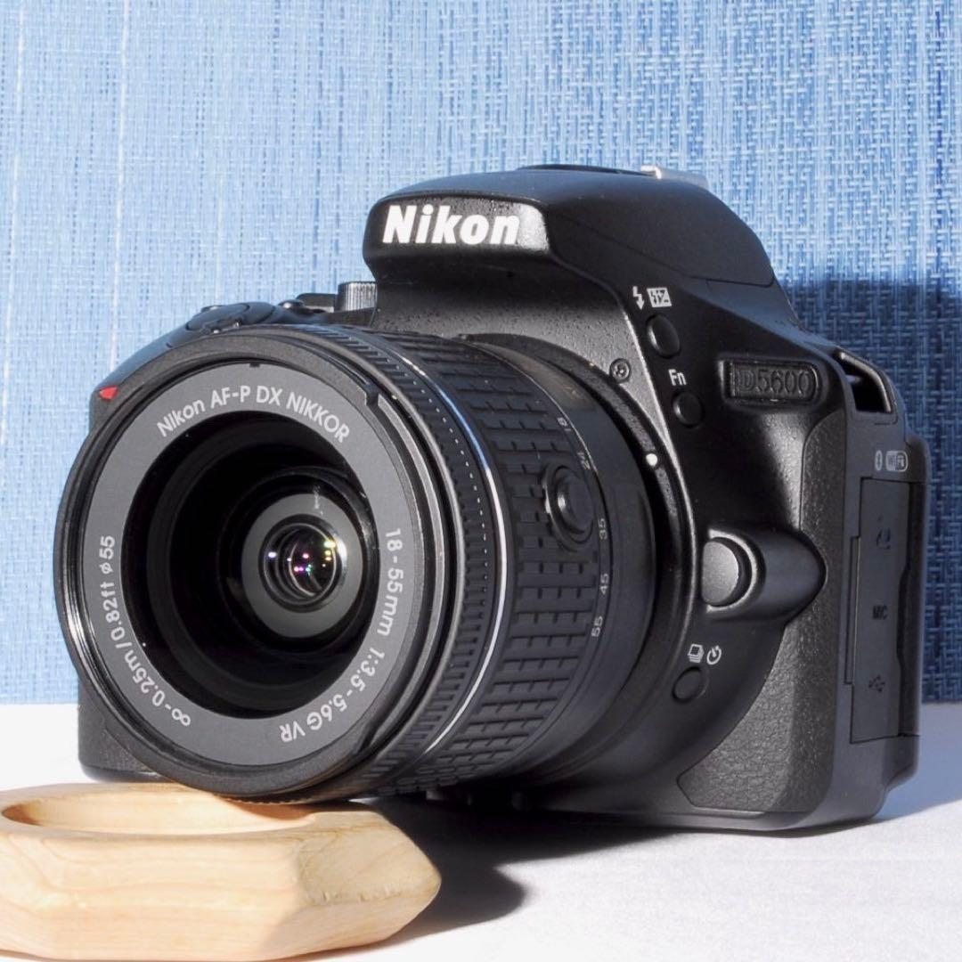 ✨大人気　WiFiモデル✨Nikon D5600　スマホ転送　超高画質✨