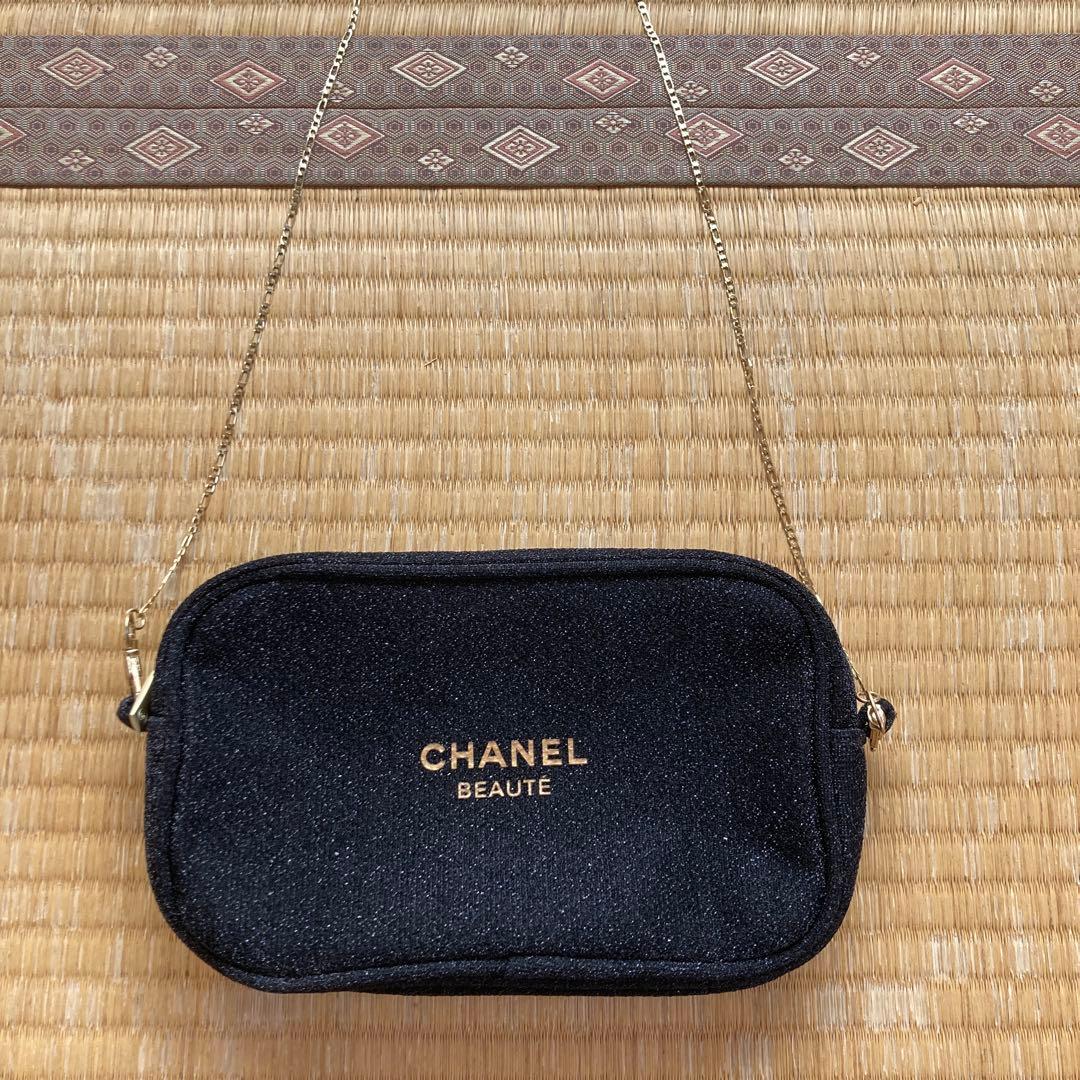 CHANEL BEAUTE ブラック ショルダーバッグ