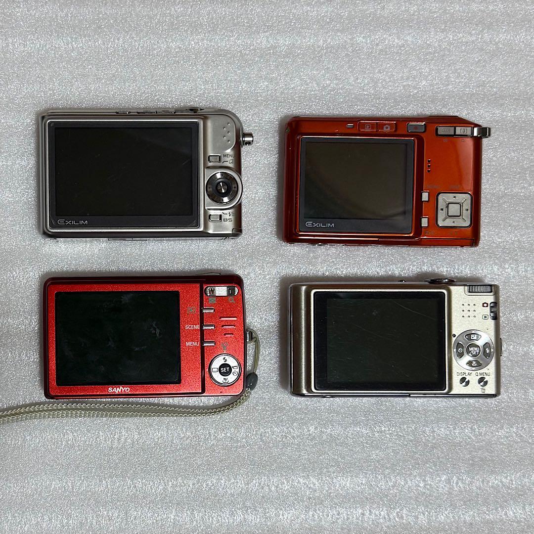 コンパクトデジタルカメラ 4台セット　通電確認済　ジャンク　まとめ売り　コンデジ