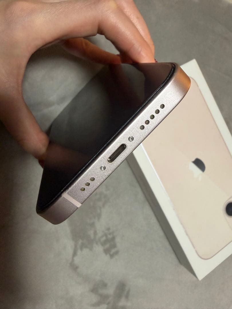 【美品】iPhone 13 256GB ピンク au SIMフリー【付属品完備】