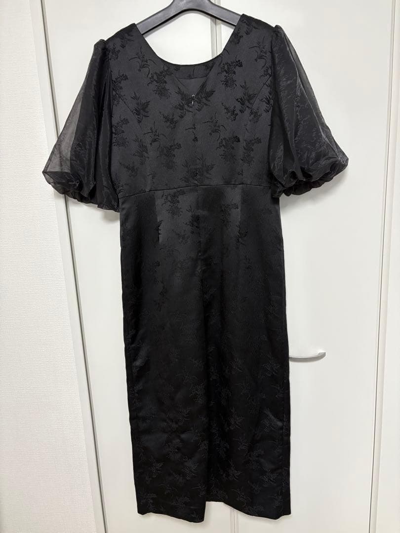 ひまり　Callarus 結婚式　ドレス　ワンピース　同窓会