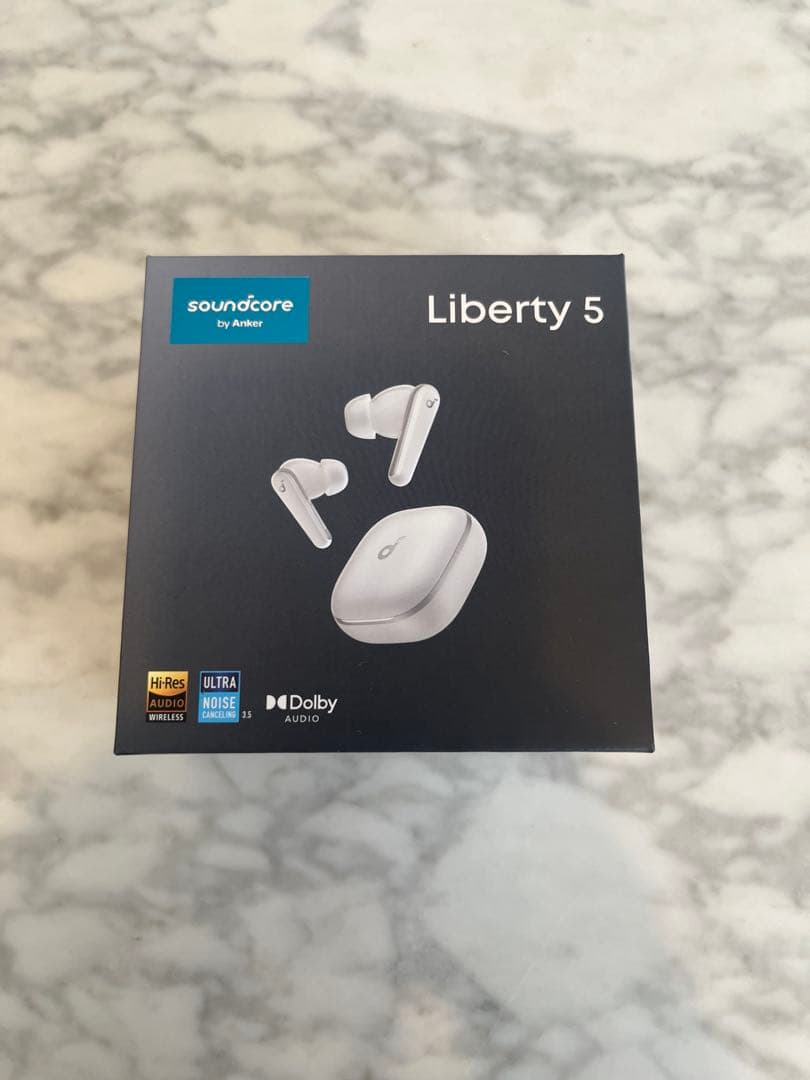 soundcore Anker Liberty 5 ワイヤレスイヤホン　ホワイト