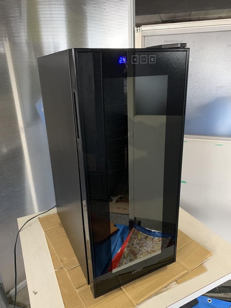 LEFIER 電子式ワインセラー35 LW-S12 40L　「6371」