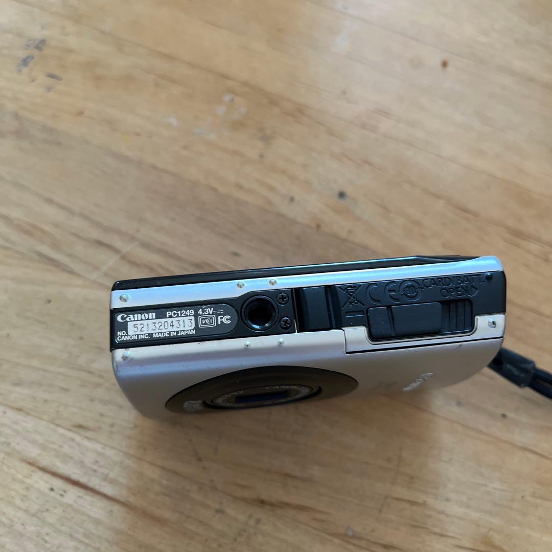 Canon ixy digital 910is シルバー