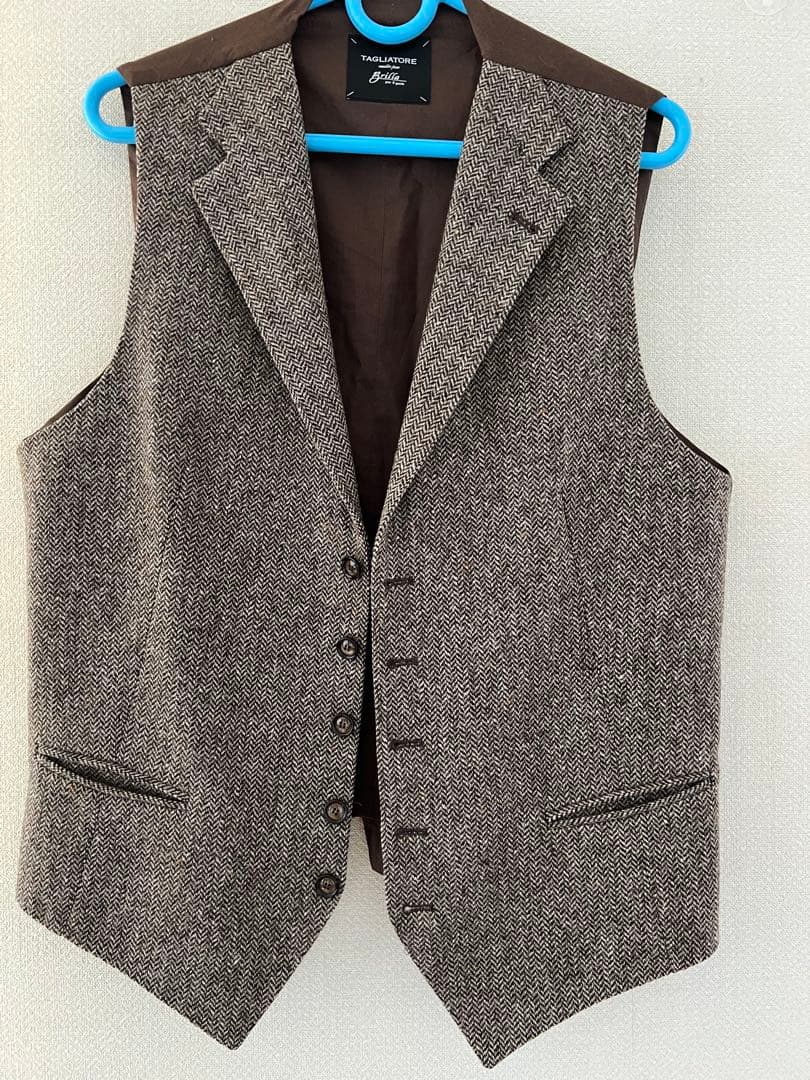 TAGLIATORE ツイード ヘリンボーン ベスト　48