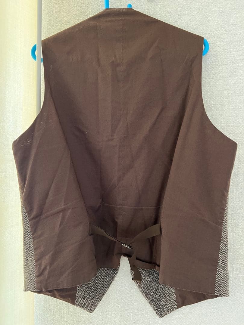 TAGLIATORE ツイード ヘリンボーン ベスト　48