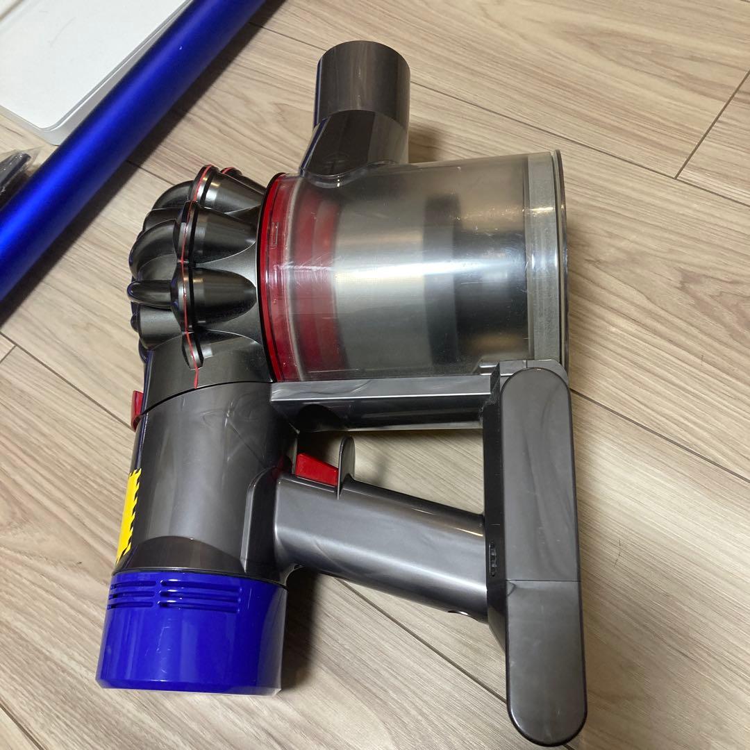 dyson ダイソン SV10 V8 コードレスクリーナー 掃除機