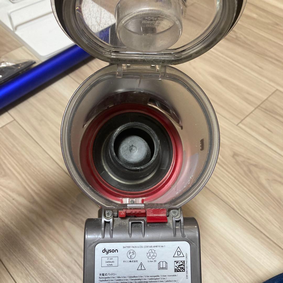 dyson ダイソン SV10 V8 コードレスクリーナー 掃除機