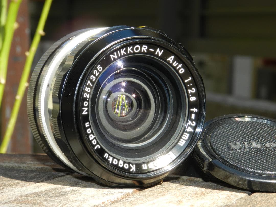 極美品　NIKKOR-N Auto 24mm f/2.8 レンズ 即撮影可