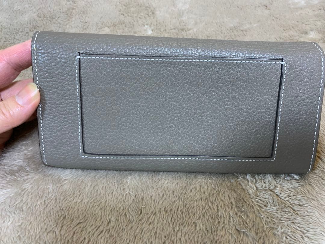 セリーヌ　長財布　グレージュ　内側イエロー