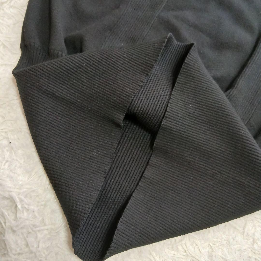 【美品】【UN3D.】23AW　コクーンルーズニットワンピース　黒