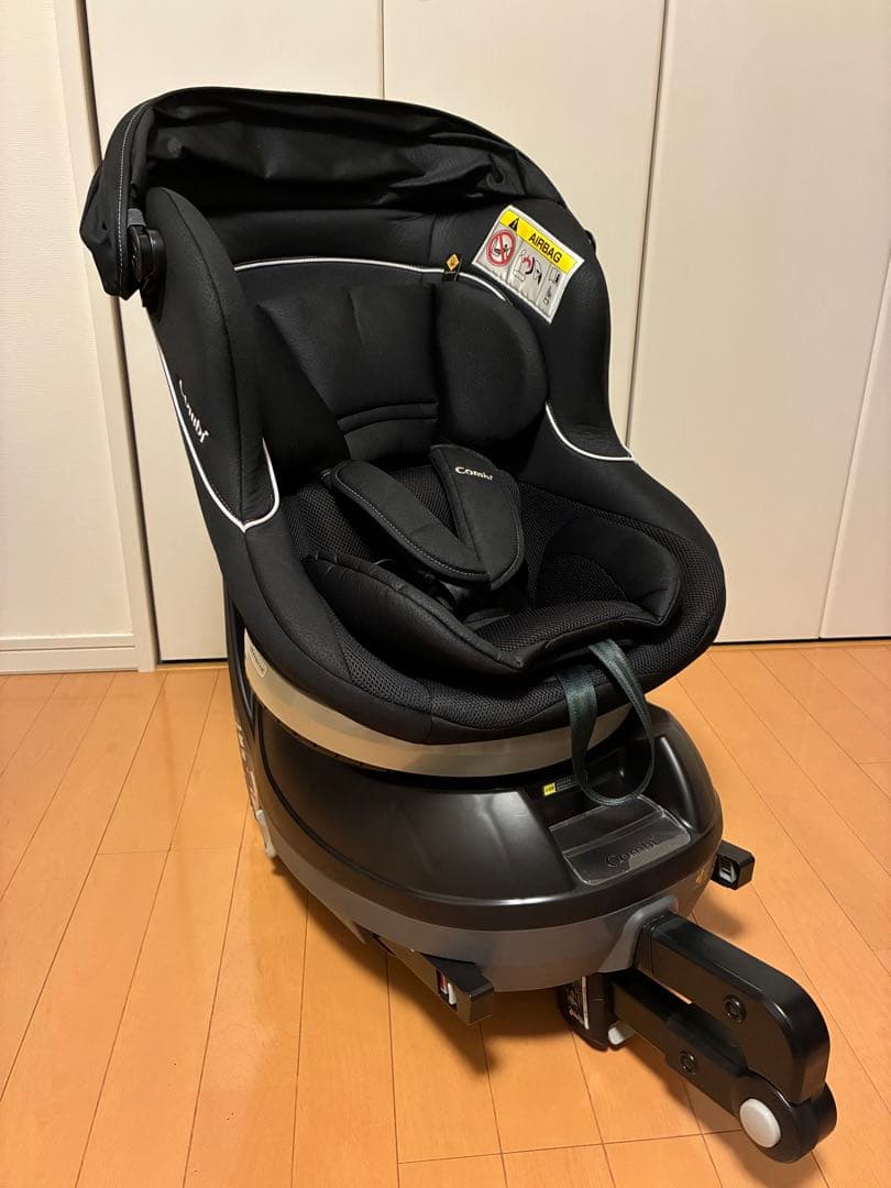 ☆状態良好☆ コンビ　クルムーヴ　ISOFIX エッグショック NBW ブラック
