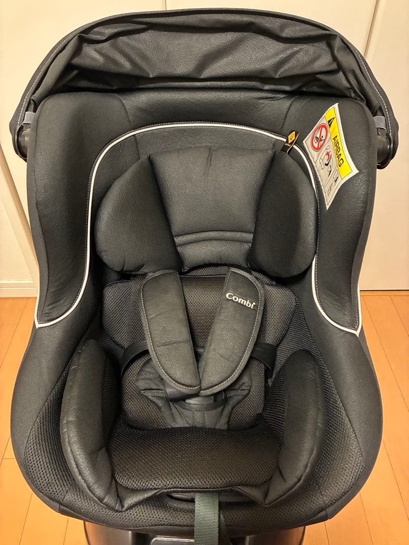 ☆状態良好☆ コンビ　クルムーヴ　ISOFIX エッグショック NBW ブラック