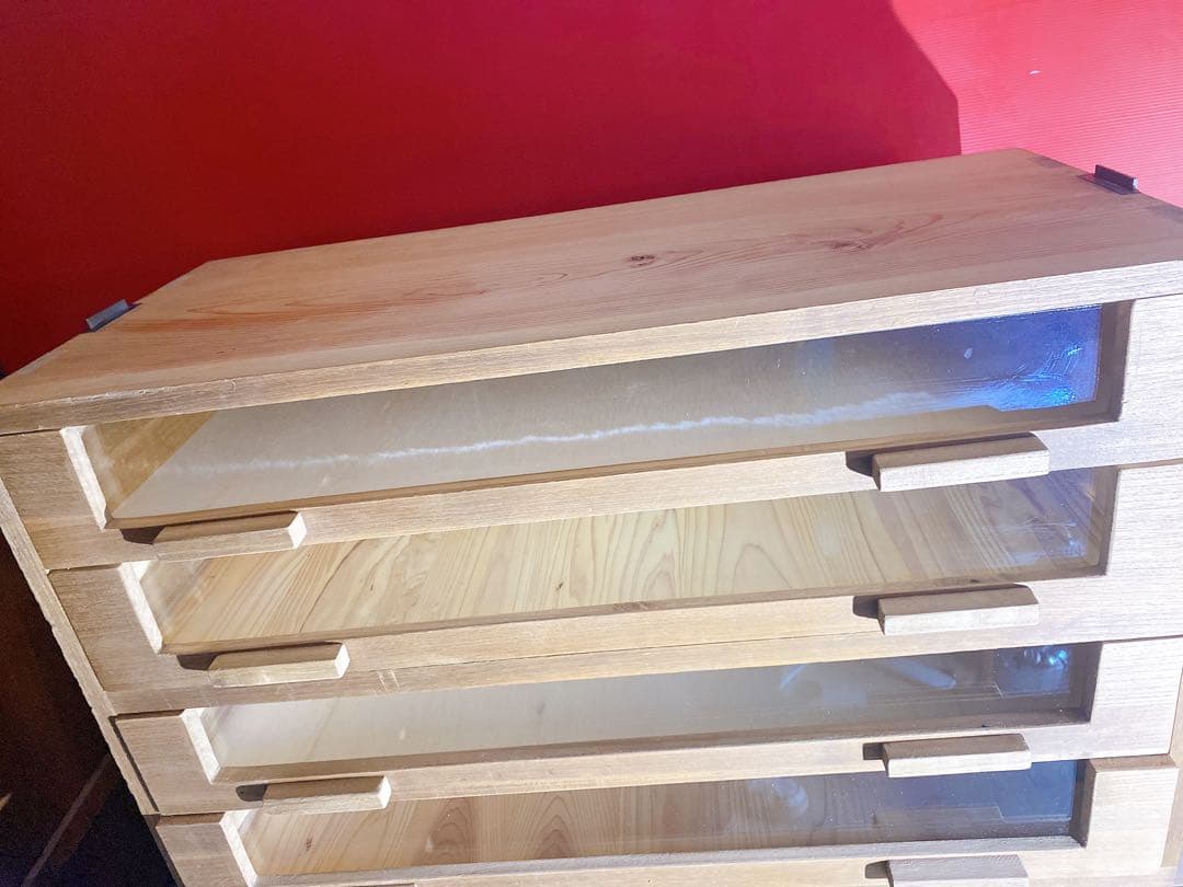 ✨希少✨古家具　木製4段前面ガラス引き出しチェスト