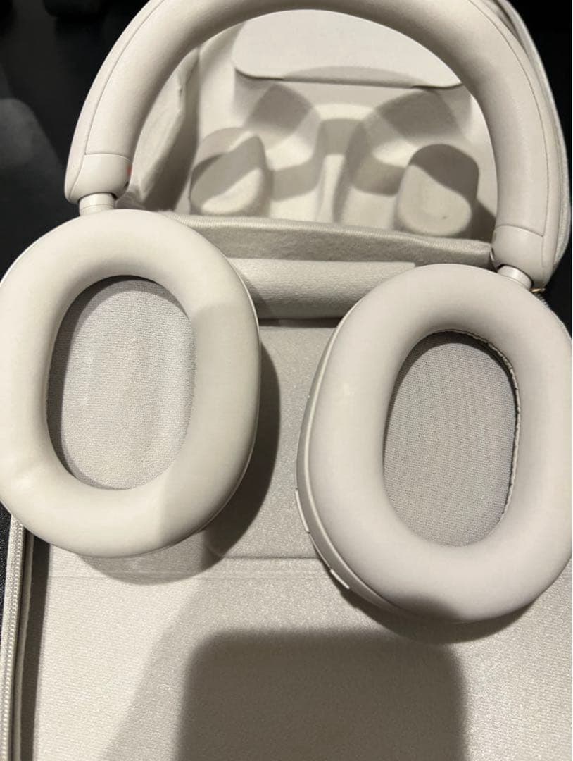 SONY WH-1000XM5 ワイヤレスヘッドホンプラチナシルバー