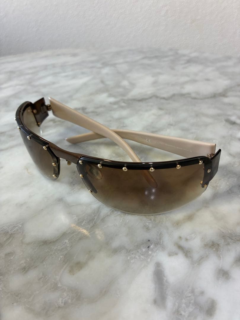 GUCCIサングラス スタッズ ブラウン グラデーション