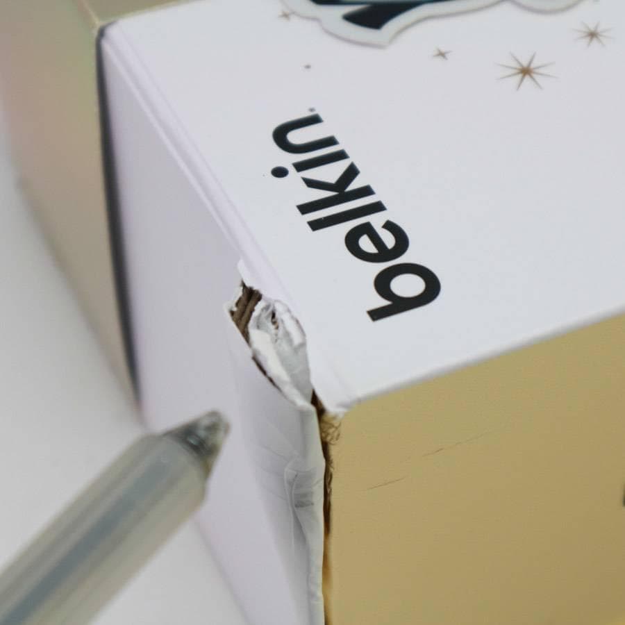 未使用 ディズニー100周年限定×ベルキン チャージングギフトボックス