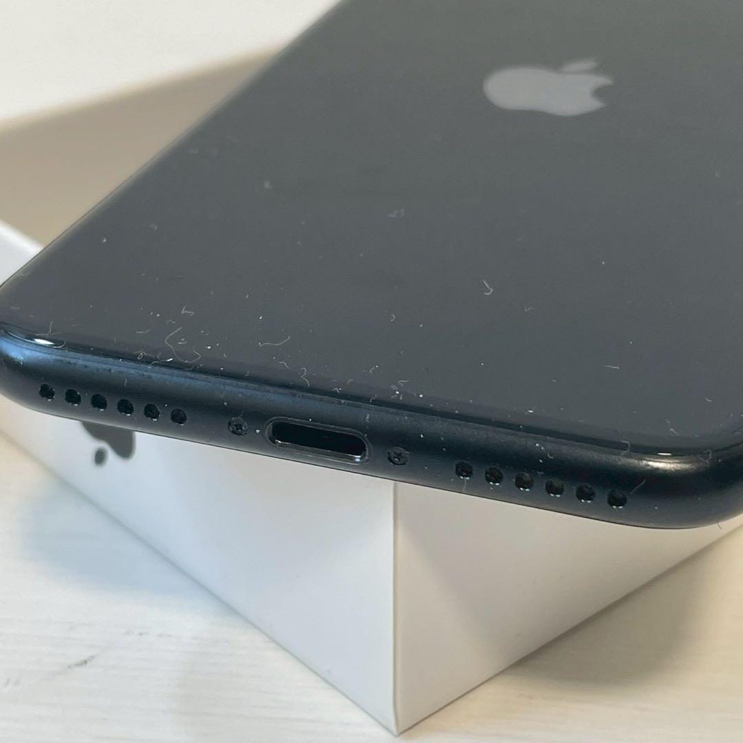 Apple iPhone SE (第3世代) ブラック 本体　128GB