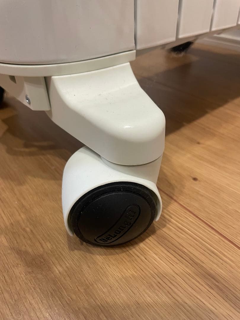 デロンギ　オイルヒーター RHJ65L0712 DeLonghi