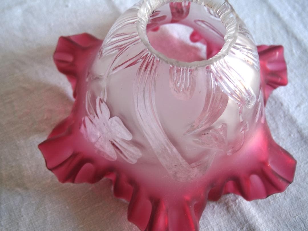 磨りガラス 植物柄 ピンク フリル ランプシェード アールヌーヴォー/K225