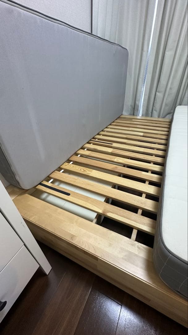 【IKEA】クイーンサイズベッドフレーム MANDAL ※マットレス別出品