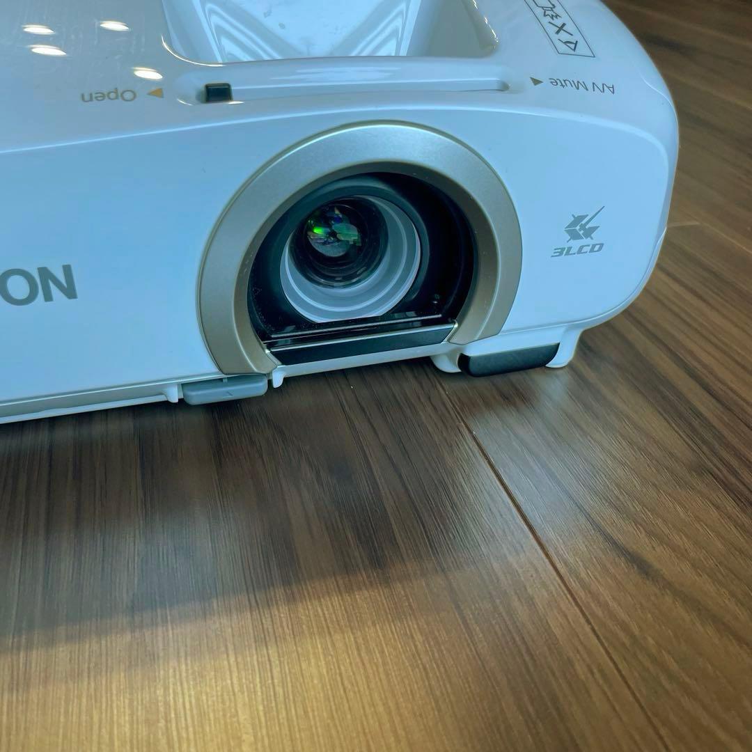 エプソン プロジェクター 点灯時間92時間 EH-TW5200