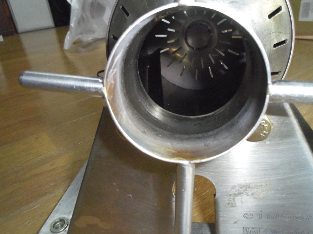 コーヒー焙煎機　半熱風式焙煎機　焙煎量：250g