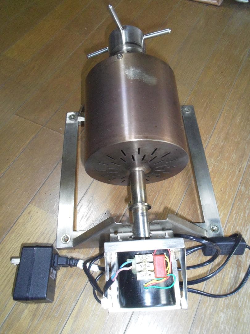 コーヒー焙煎機　半熱風式焙煎機　焙煎量：250g