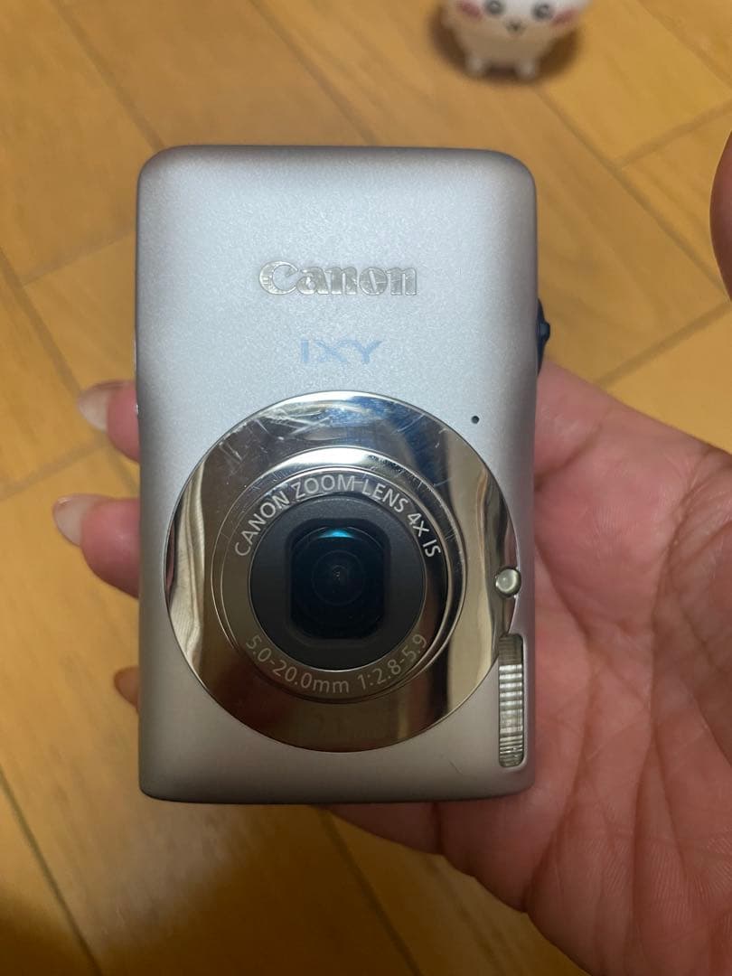 Canon IXY200F シルバー キヤノン イクシー デジカメ　付属品あり