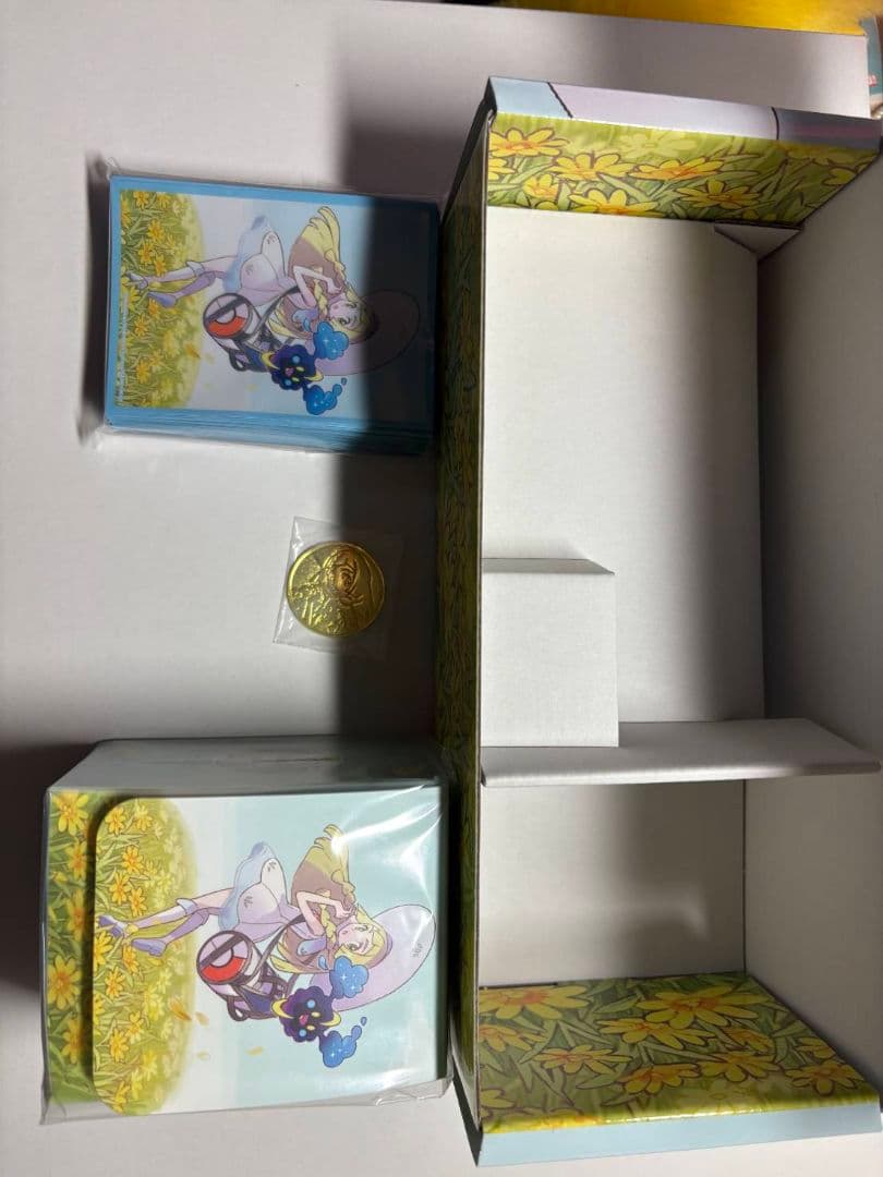 リーリエ＆コスモッグ　スペシャルBOX