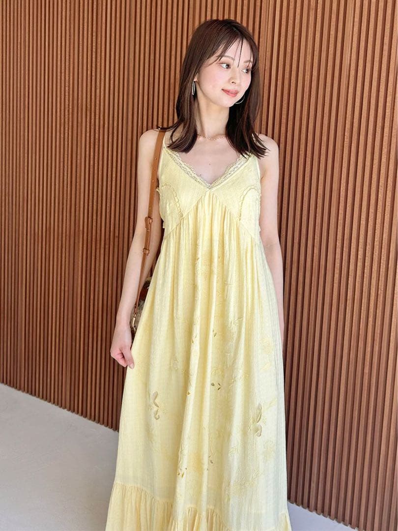 SNIDEL フラワーエンブロイダリーマキシワンピース