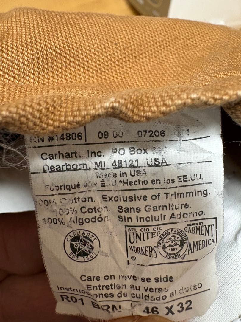 希少なコラボ&モデルサイズ46×32カーハート オーバーオール Columbia