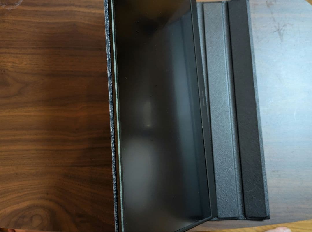 ポータブルモニター 15.6インチ ILD-A1616MS-B　LUCA